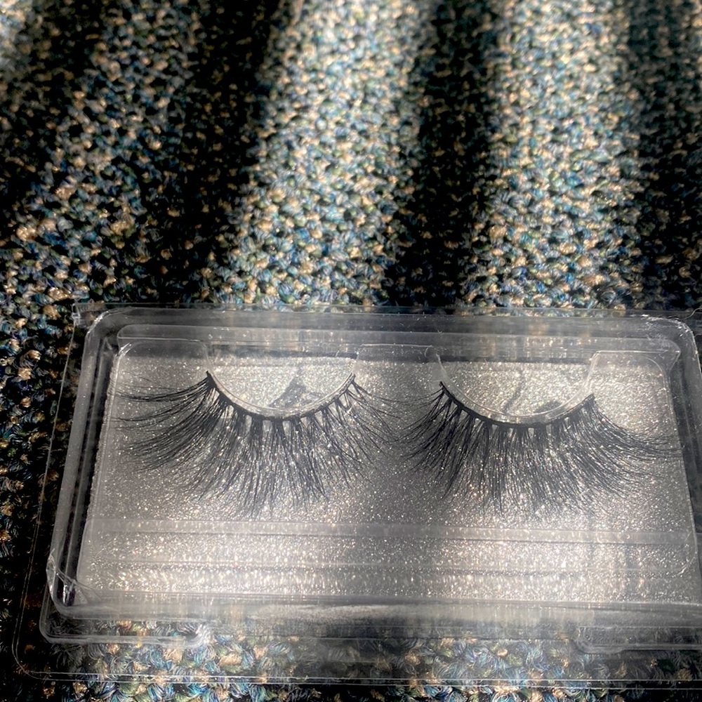 Lashes
